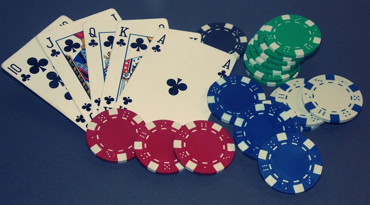 Filipino player joining a live baccarat table on arina live mobile browser
